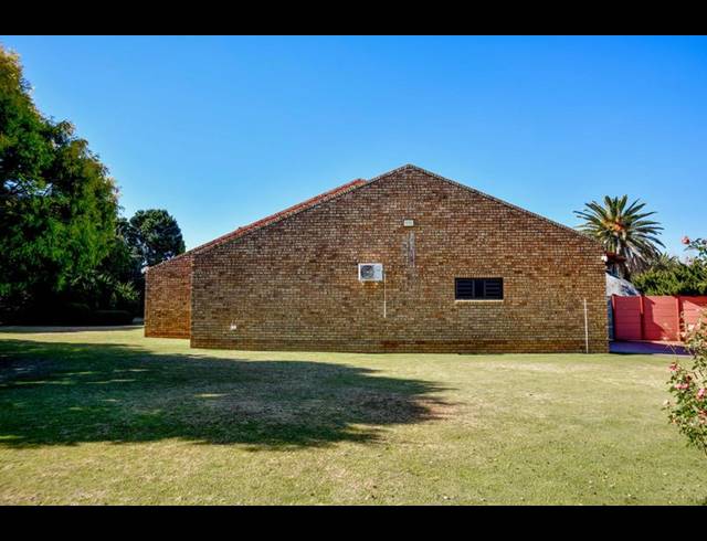 3 BEDROOM HOUSE FOR SALE IN MEYERHOF